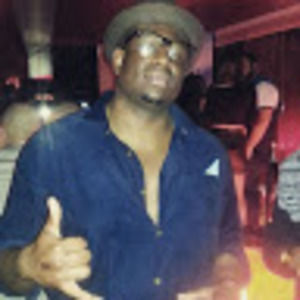 Meet your Posher, Troy